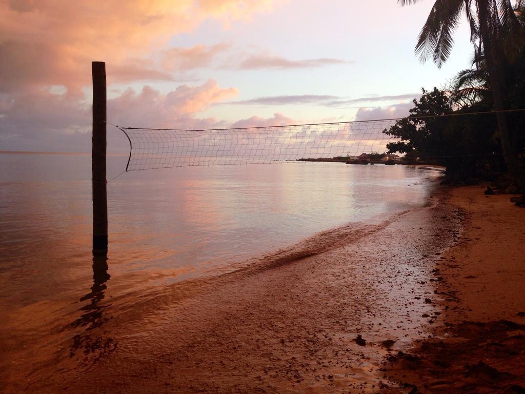 Funky Fish Beach & Surf Resort Solevu Rom bilde