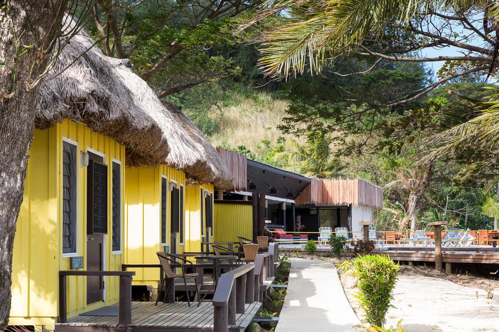 Funky Fish Beach & Surf Resort Solevu Eksteriør bilde